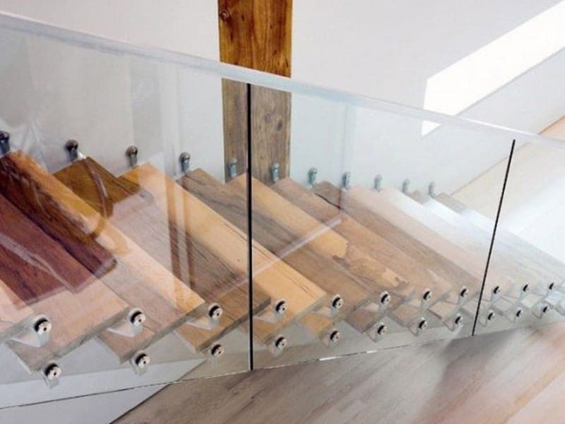 Balustrade din sticlă securizată — lucrare Segani 6