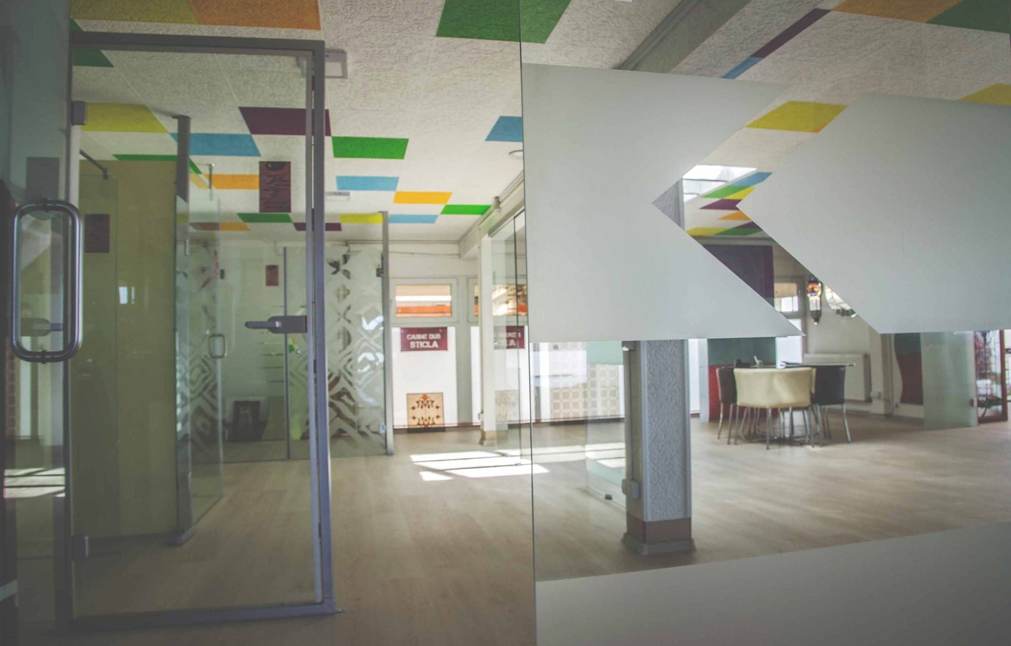 Showroom compartimentări din sticlă securizată — Segani Sibiu 7